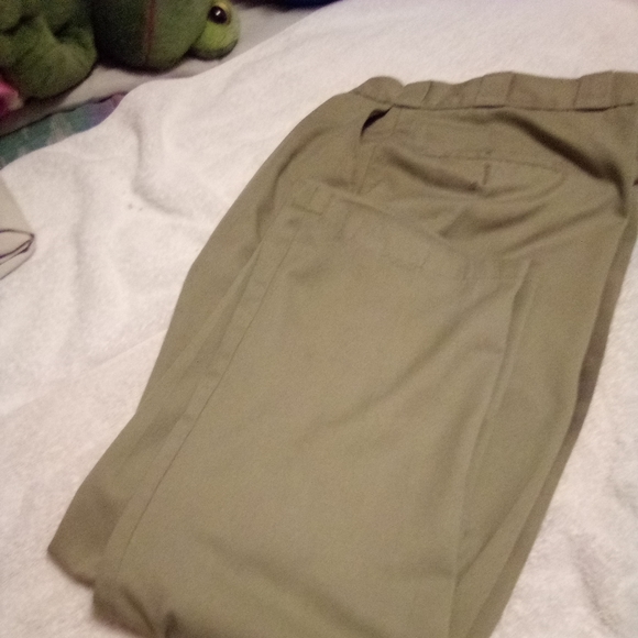 1pair of  Dickies men's work pants W52 X L32 - Picture 2 of 4